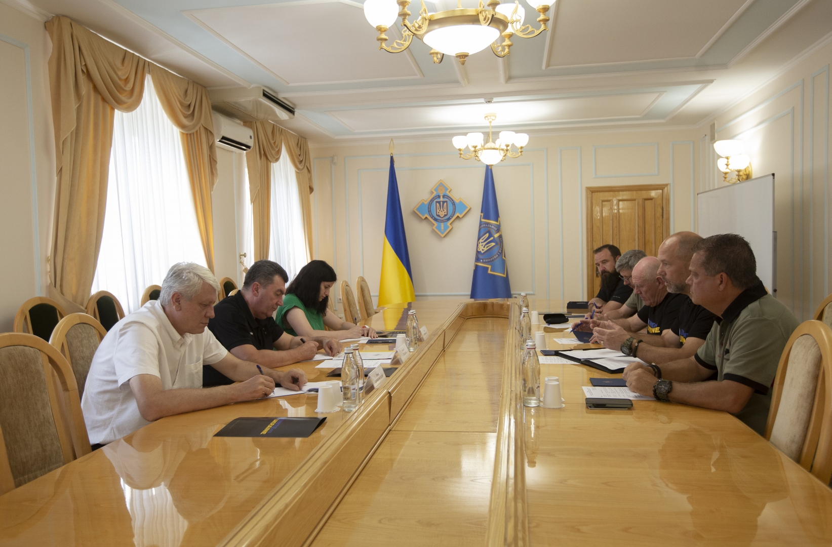 Секретар РНБО України О. Данілов зустрівся з делегацією Світового ...
